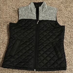 Jane Ashley Black and Gray Quilted Puffer Vest